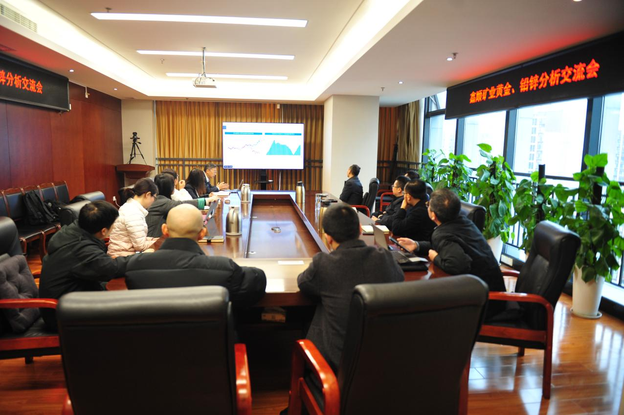 ��ѵ������