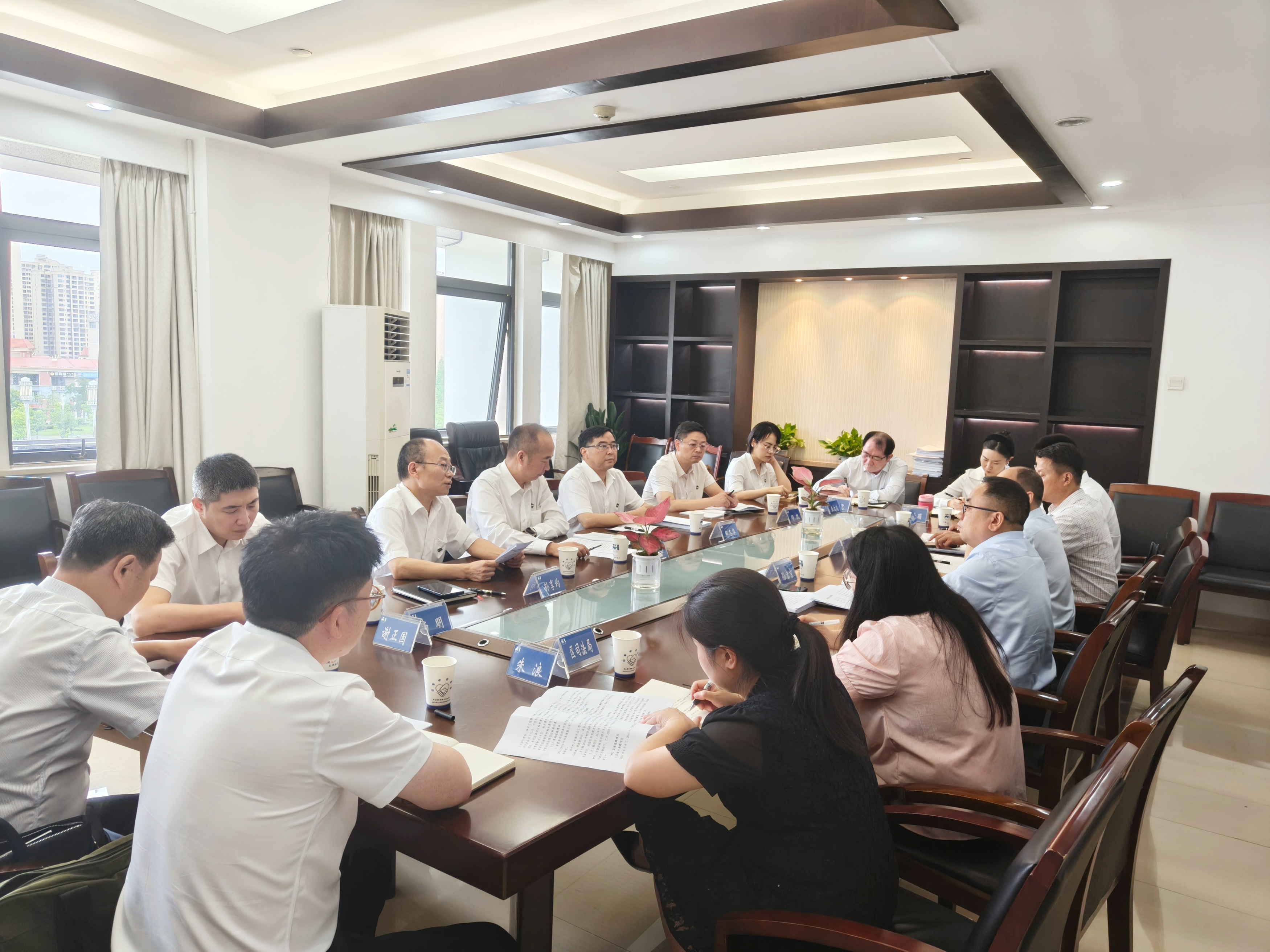 ������̸������Ƭ