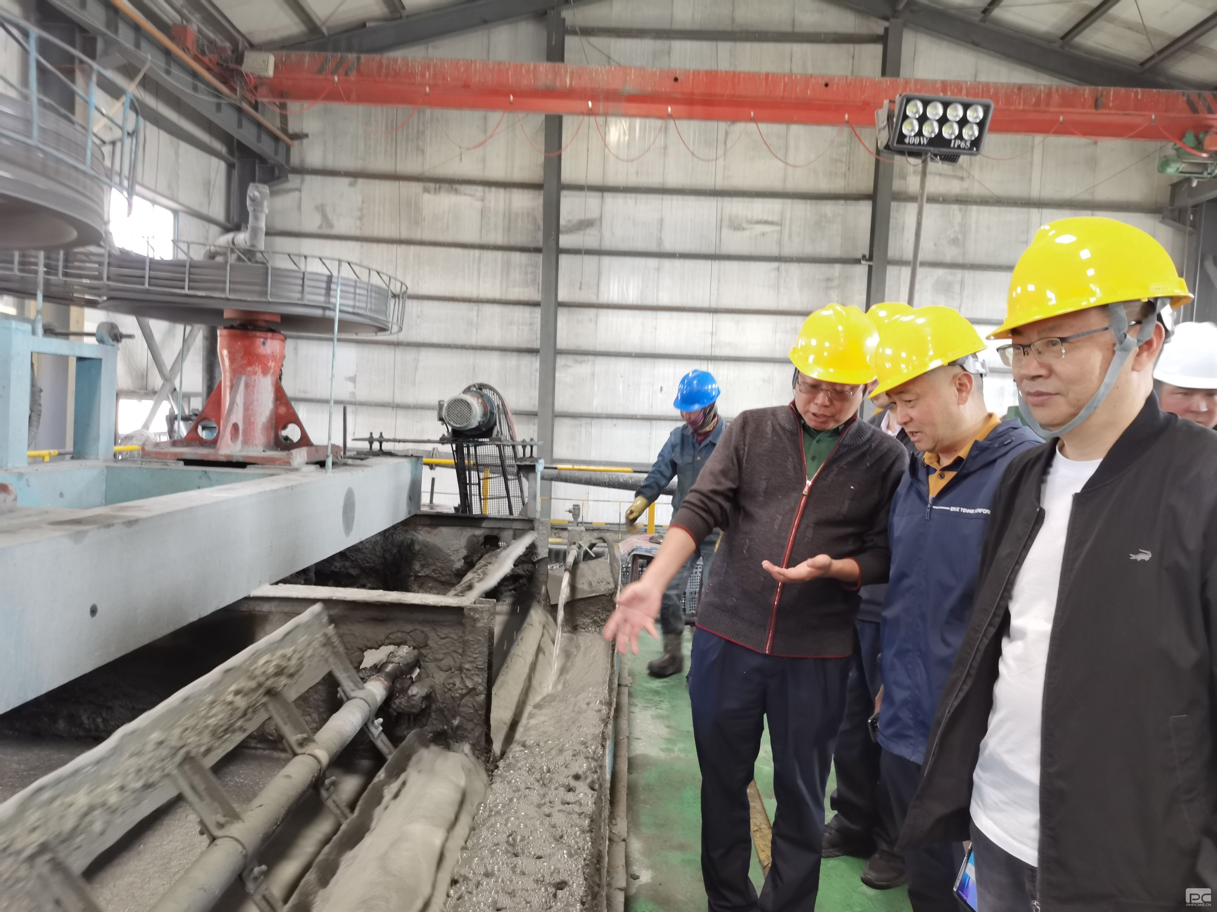 �۲��á�(�й���)���޹�˾����