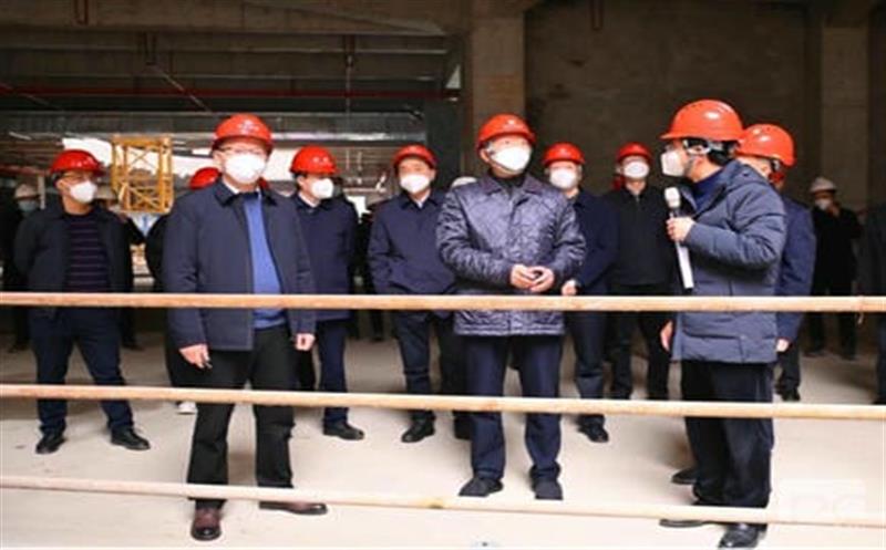 ����һ������Ʒ  �������д���� ���¾����ڹ��� ����ǰ�еĹ�����