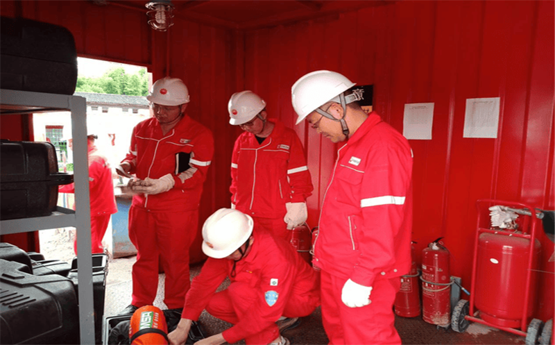 ��˵ؿ���˾����֧ίԱ�����ܾ������и�ҳ������Ŀ��չ�ļ��������˶������������������