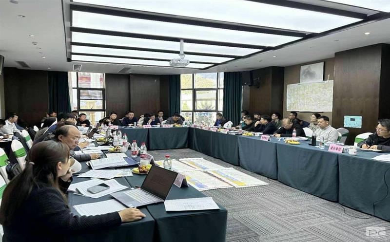 ������ͨ�ڴ��ع�· G318 �����ʸ��¹�����Ŀ�����¹�