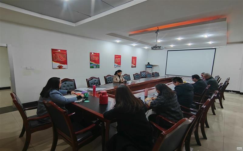 �ɶ�̽���ί�ٿ���ίίԱ������� ������������ͷ���������Э��С�鼯��