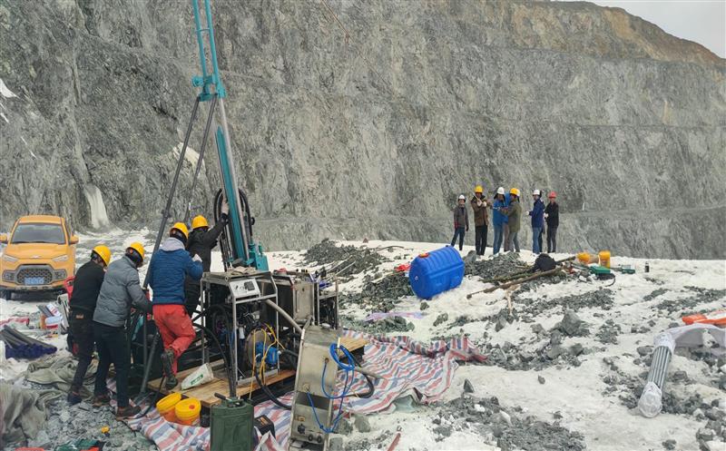 ��˵ؿ���˾�ຣ��Դ�����Ϲ���̽��Ŀ˳������