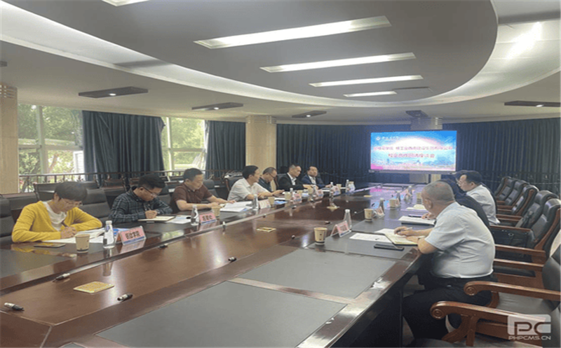 �����Ͻ��輯�Ÿ���֦��ѧԺ��չ�����ط�����