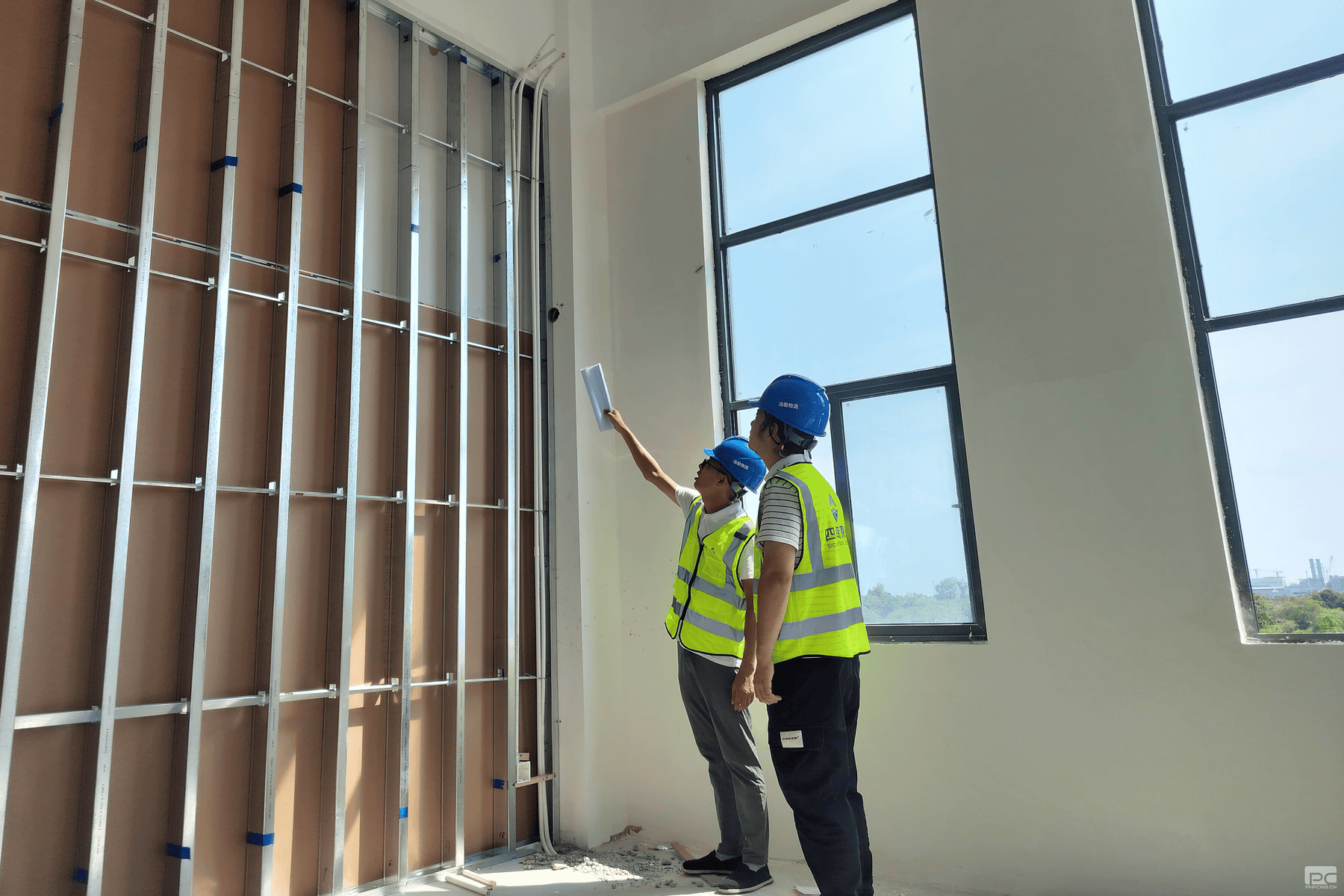 �۲��á�(�й���)���޹�˾����