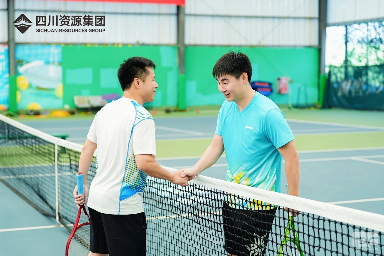 �۲��á�(�й���)���޹�˾����