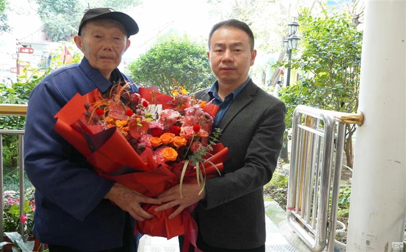 �󿱼����쵼�߷�ο�ʰ����������ְ��